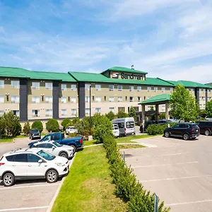 Hotel Sandman Airport, YYC