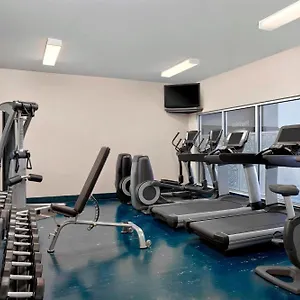Four Points By Sheraton & West Hotel